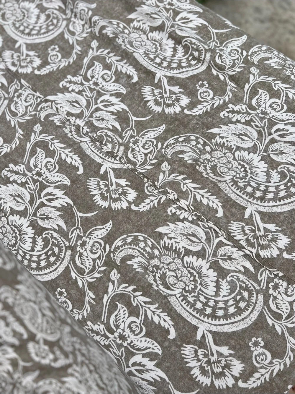 Pottery Barn Retired Alessandra Scroll Linen Full Queen Duvet Cover Taupe/Gray